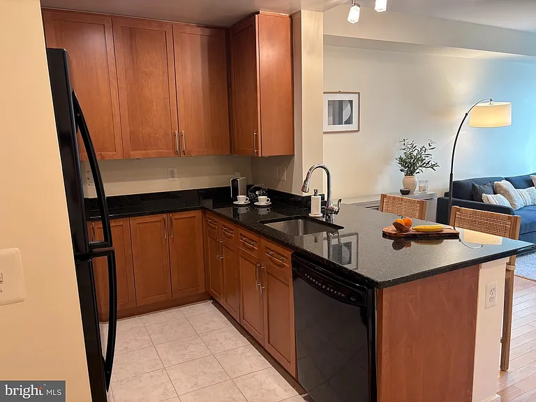 4101 Albemarle St NW #541 — Photo 2