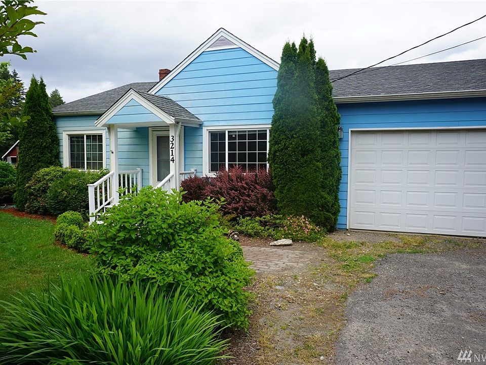 1st image of 3214 46th Ave NE
