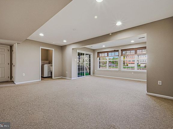 5th image of 13 Laurel Way