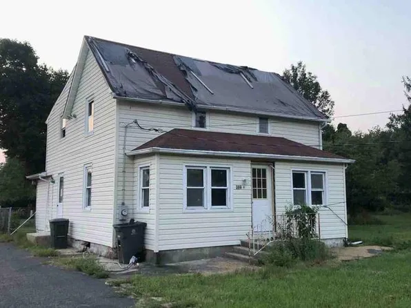 289 W Malaga Rd, Williamstown, NJ 08094