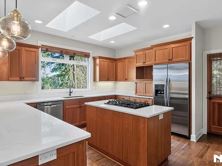 453 Dellwood Dr — Photo 13