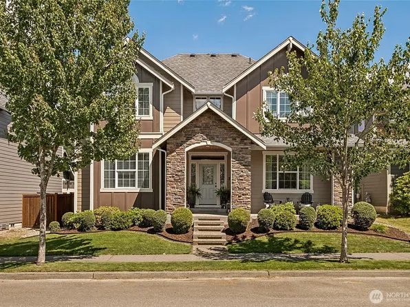 1670 Eagles Nest Place SE, North Bend, WA 98045