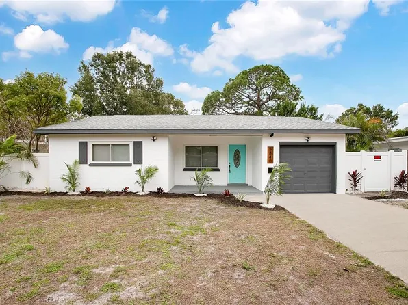 5840 Dartmouth Ave N, Saint Petersburg, FL 33710