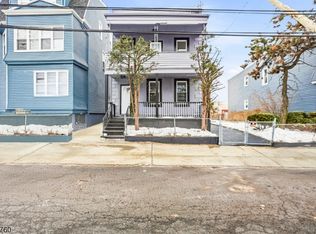 23 Highland Ter, Irvington, NJ