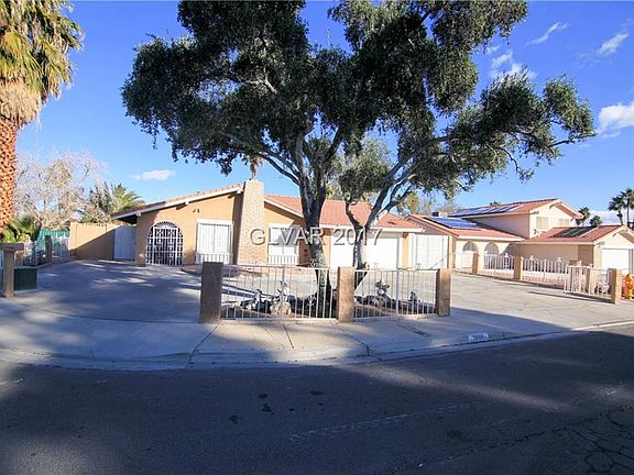 2nd image of 3886 Calle De Este