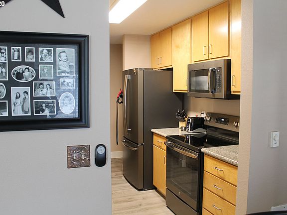4th image of 10800 SE 17th Cir APT F-72