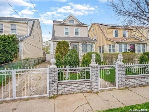 105-16 223rd Street, Queens Village, NY 11429