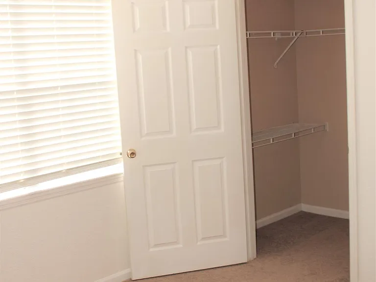guest bedroom 12' x 11.5' and walk-in closet