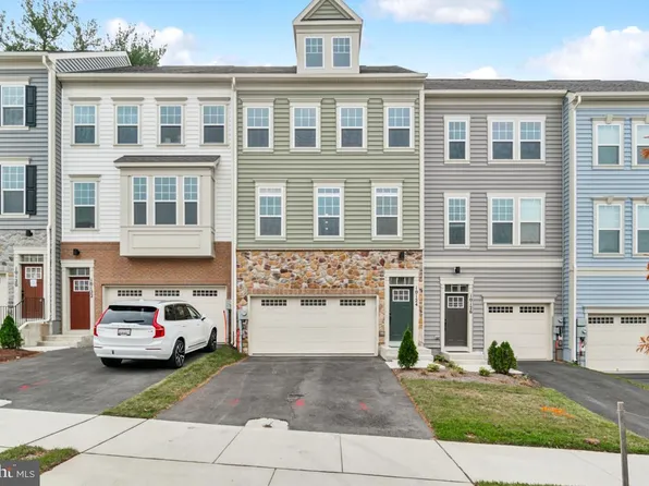 2769 Bear Claw Pl, Waldorf, MD 20601