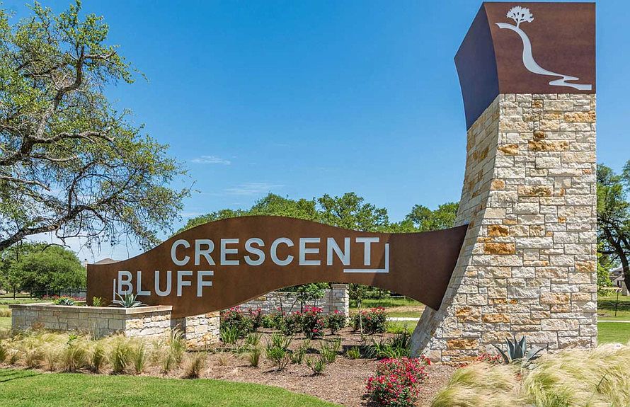 Welcome to Crescent Bluff!