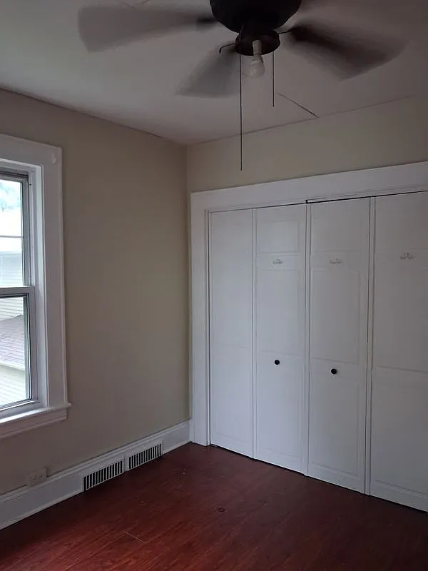 3 bed, 1.0 bath, 1000 sqft, $1,850 — Photo 3