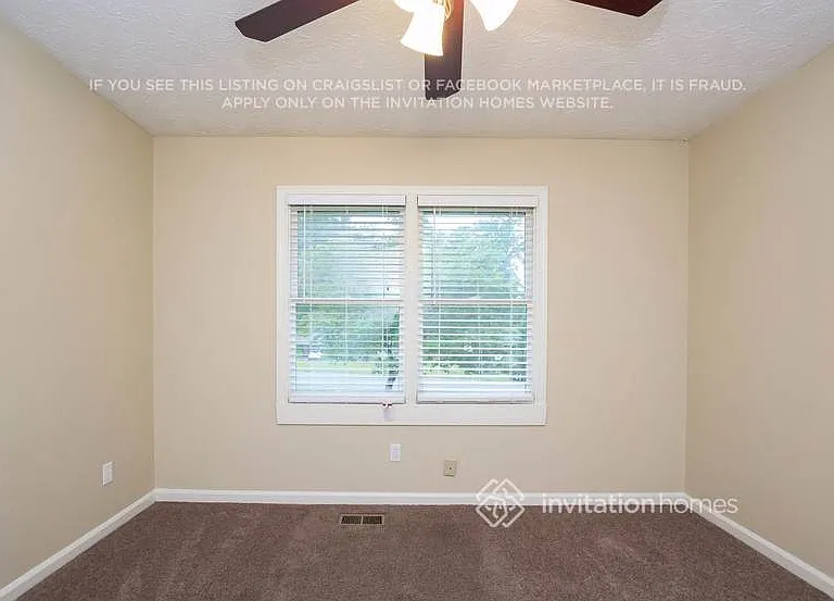 2396 Shire Ct — Photo 9