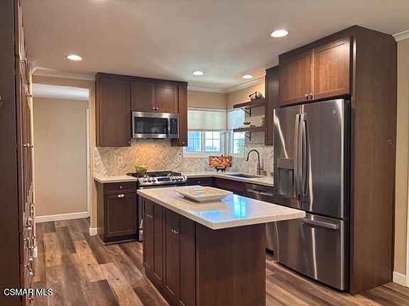 4th image of 2895 Dorman St