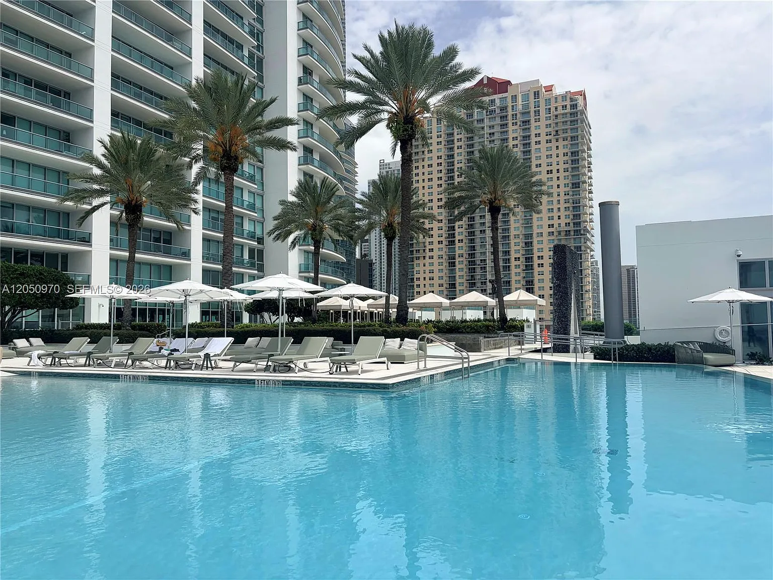 Jade Residences At Bricke — Photo 1