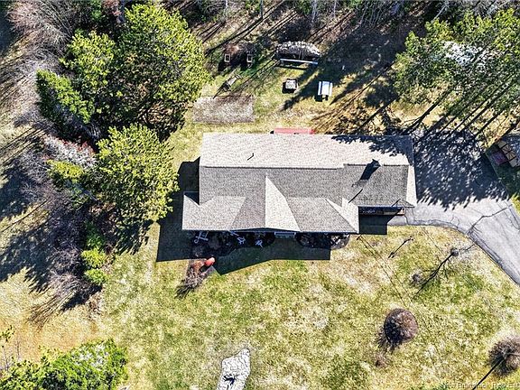 2nd image of 24 Normandie Ct