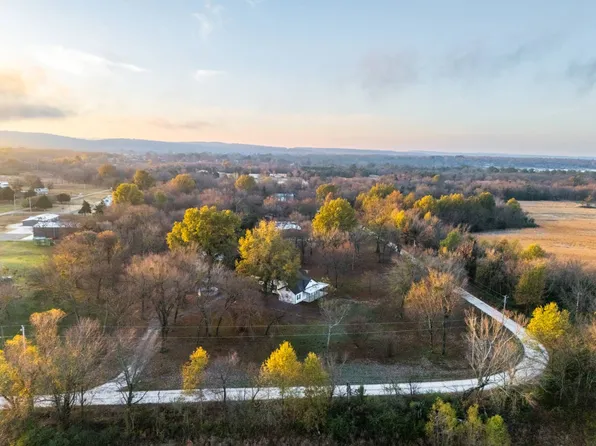 421842 E 1155th Rd, Eufaula, OK 74432