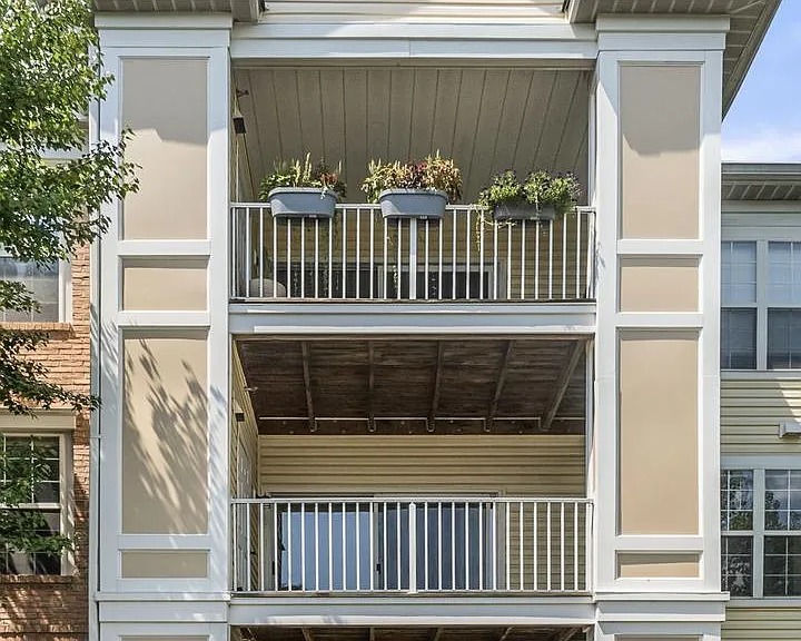 20903 Cedarpost Sq #201 — Photo 31