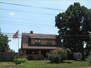 1st image of 1415 W Epler Ave