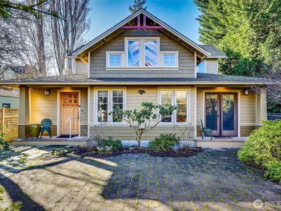 877 Monroe Street, Port Townsend, WA 98368