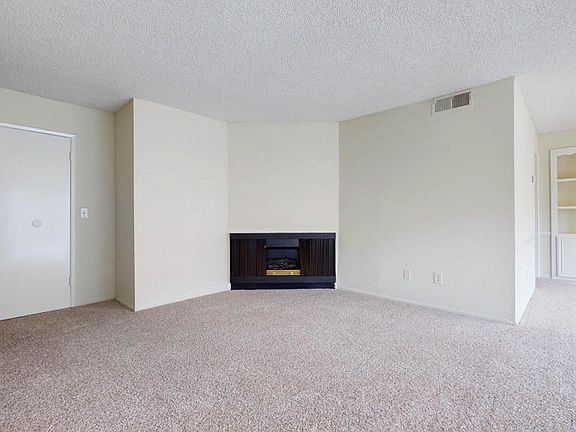 4th image of 420 S Madison Ave APT 112