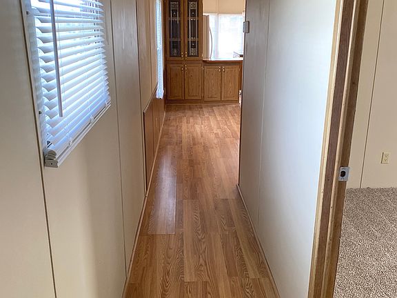 4th image of 122 Southland Dr