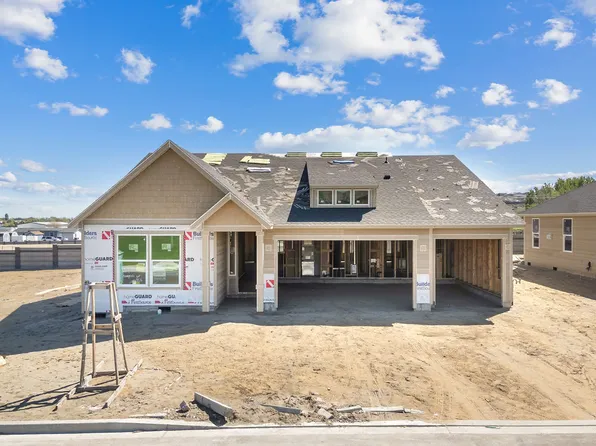 334 Snowgrass Ave, West Richland, WA 99353