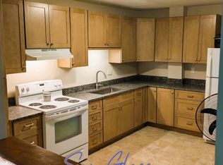 (Undisclosed Address), Topsham, ME 04086