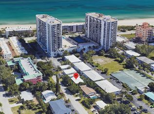 3208 NE 5th Ct #W, Pompano Beach, FL 33062
