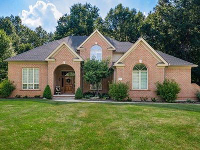 8918 Filiz Ln, Powell, OH, 43065