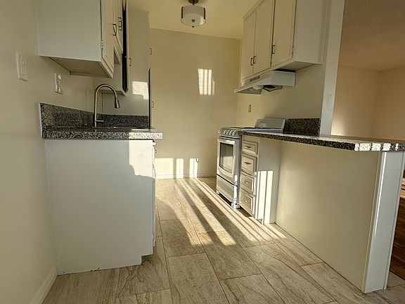 3rd image of 5200 W Wooley Rd #4