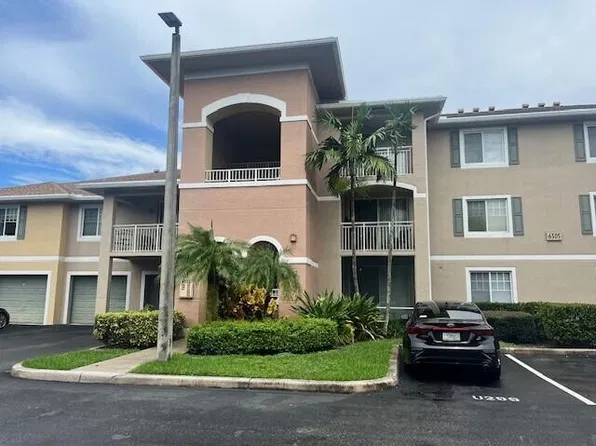 6505 Emerald Dunes Dr, West Palm Beach, FL