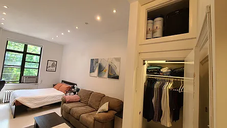 Rented by Aryeh Realty