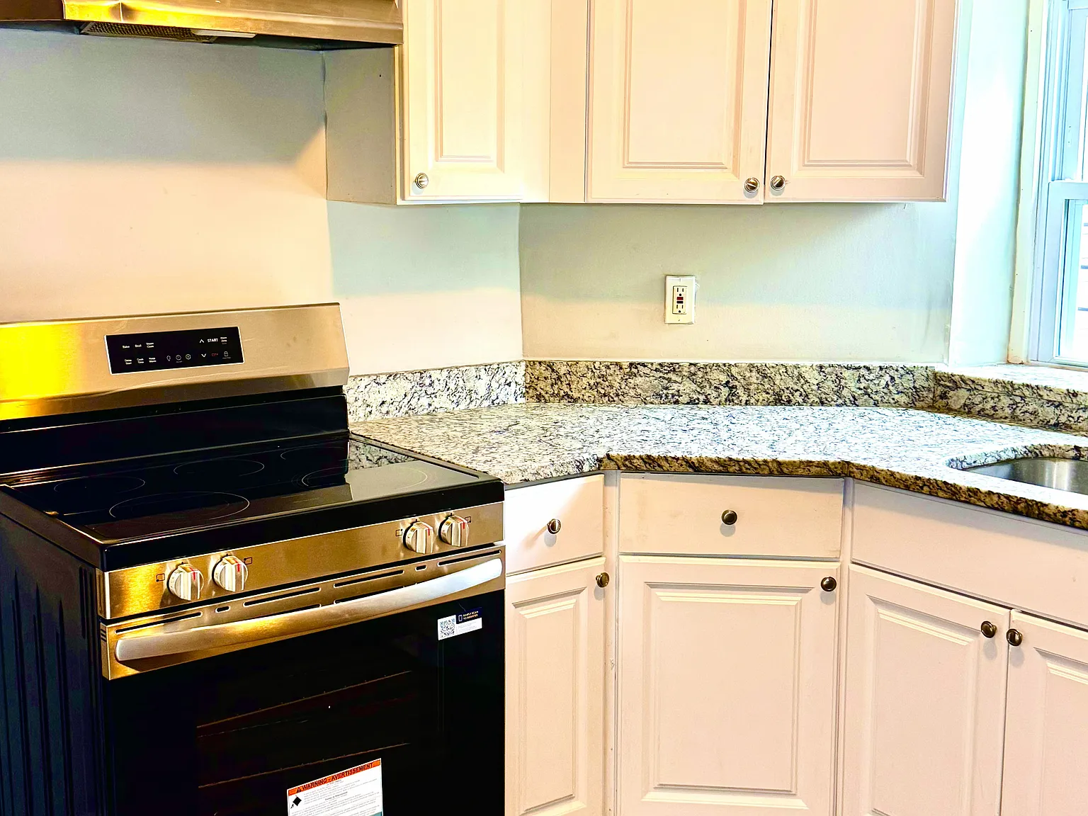 2 bed, 1.5 bath, 720 sqft, $1,500 — Photo 4