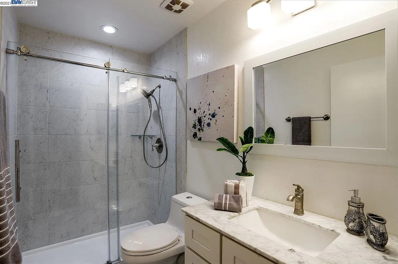 38918 Cherry Glen Cmn — Photo 3
