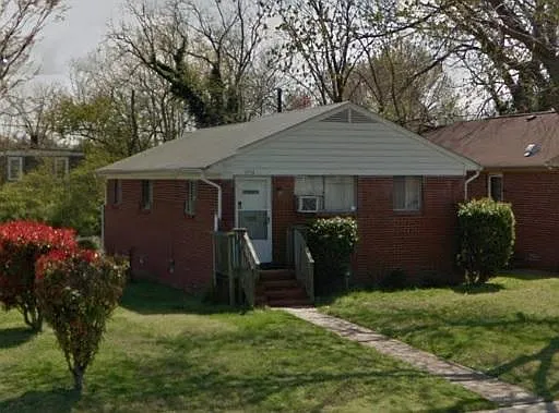 1914 Victoria Blvd