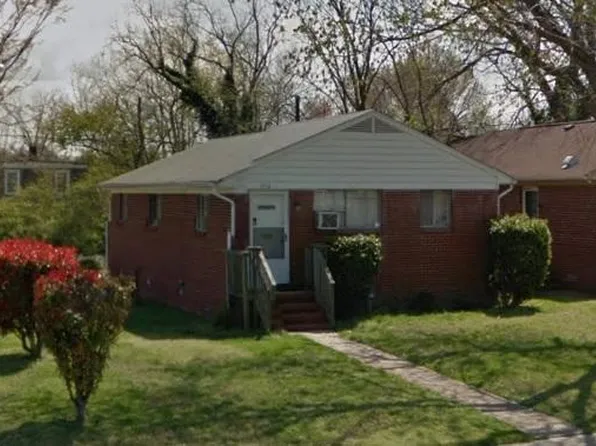 1914 Victoria Blvd, Hampton, VA 23661