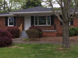 3930 Newton Dr, Fairburn, GA 30213