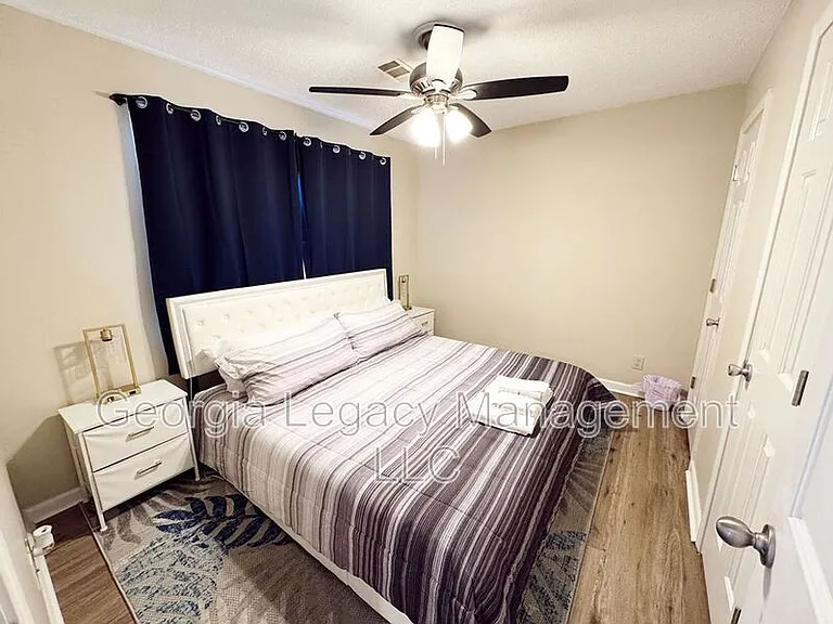114 Creek Side Dr — Photo 19