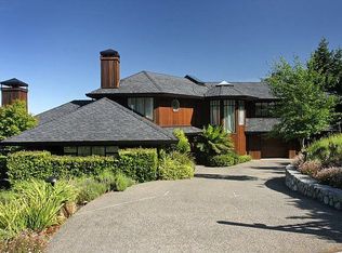 8 Walsh Dr, Mill Valley, CA 94941