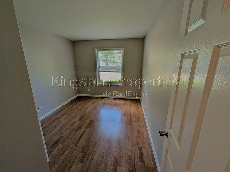 12336 Santa Maria Dr — Photo 9