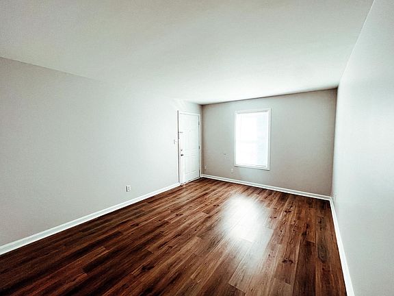 2nd image of 120 Ballygar St APT B