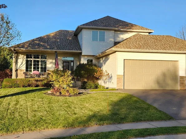 12778 Westwind Ct, Lindstrom, MN 55045