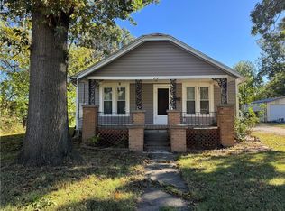212 Highland Ave, Columbus, KS 66725