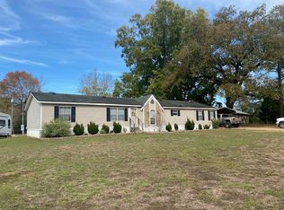 3025 Foxchase Rd, Osyka, MS 39657