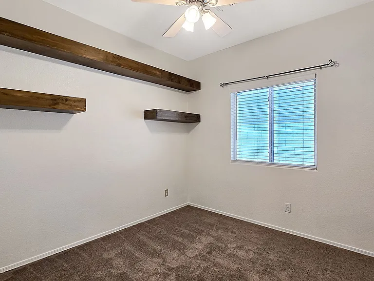 12509 W Washington St — Photo 22