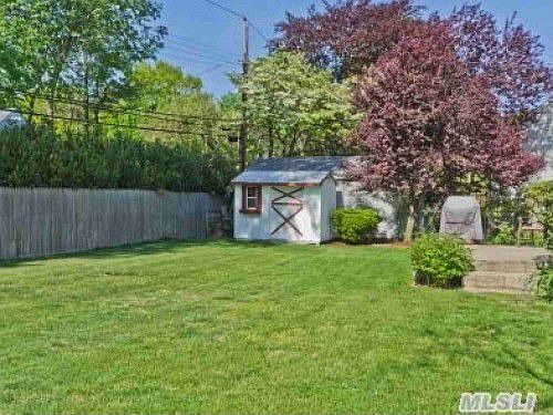 3rd image of 21 Aspinwall St