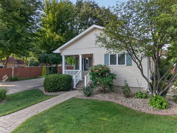 308 E Harrison St, Granville, IL 61326