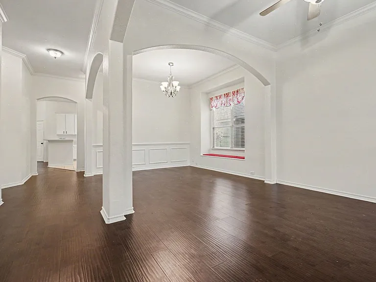 1707 Briarhollow Dr — Photo 7