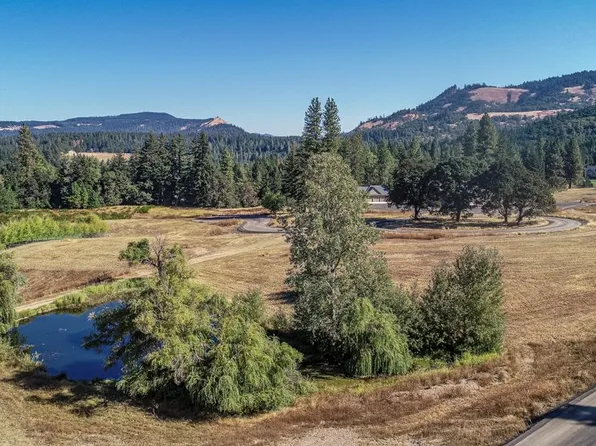 31 Husum St, White Salmon, WA 98672