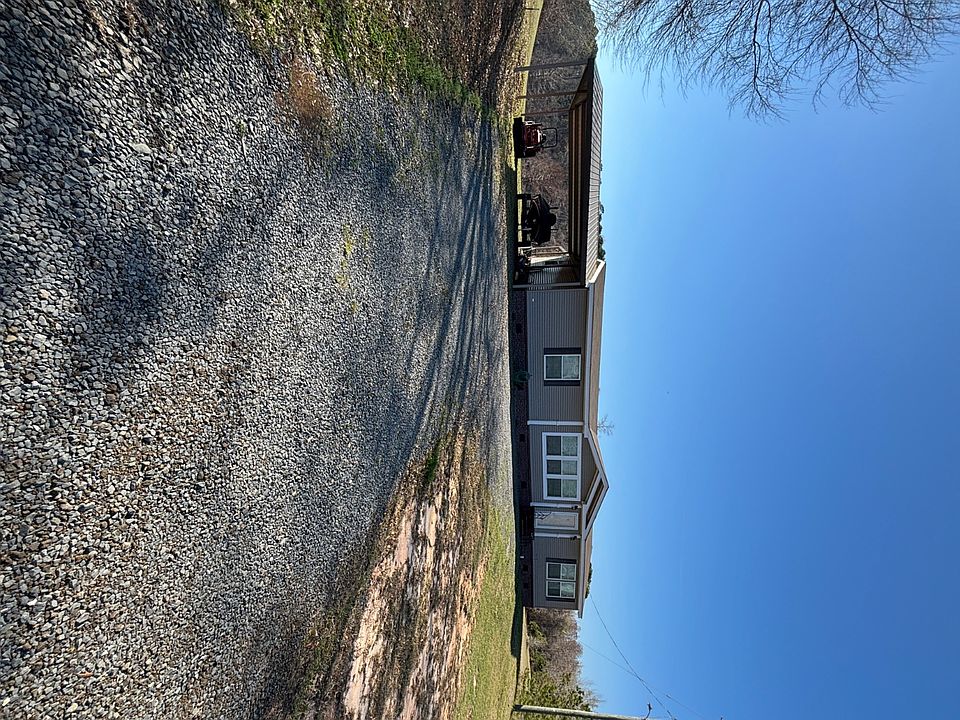 1st image of 210 Grandview Ct #12